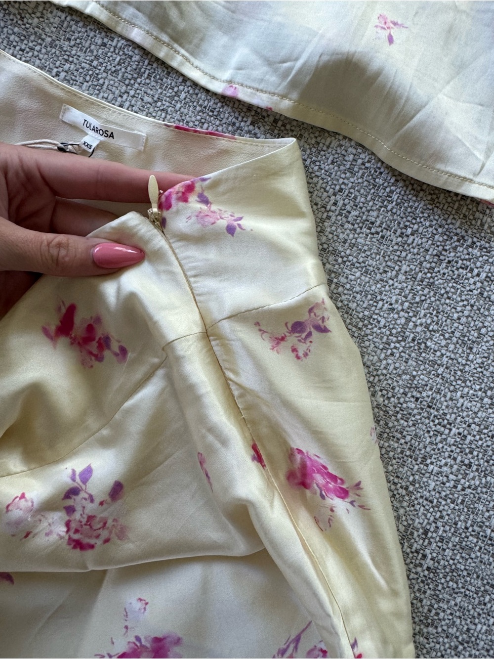 Tularosa Floral Satin Cami & Mini Skirt Set – NWT - Picture 6 of 12